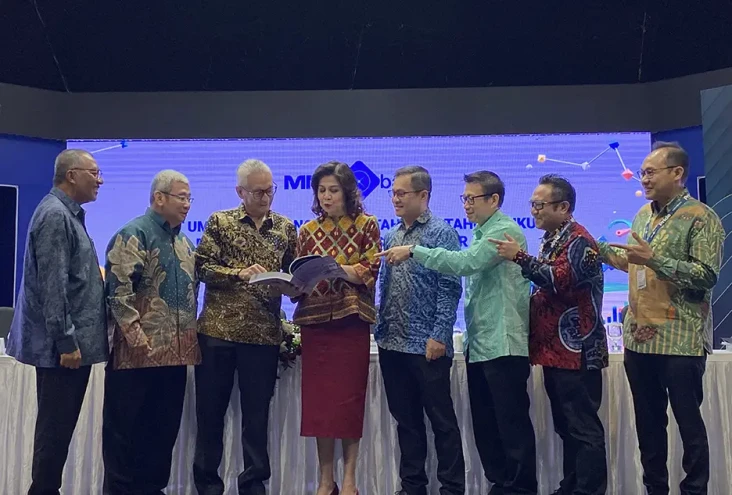 Angkat Dua Direktur...