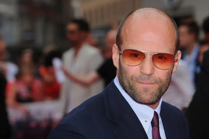 10 Artis Hollywood Ini...