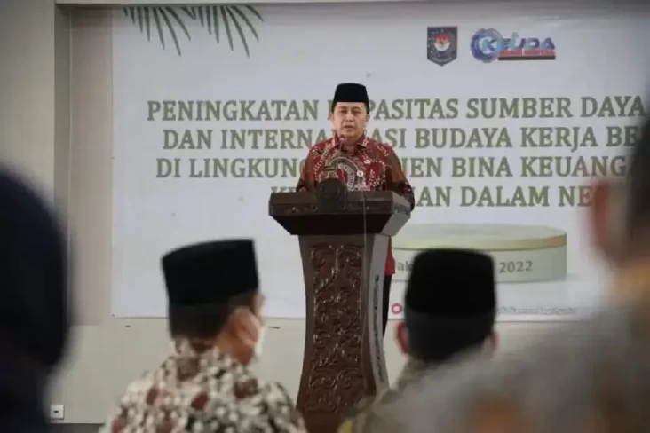 Agus Fatoni Ditunjuk...