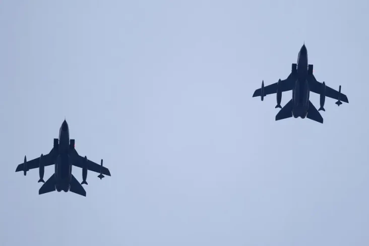 Unjuk Kekuatan, Jet...