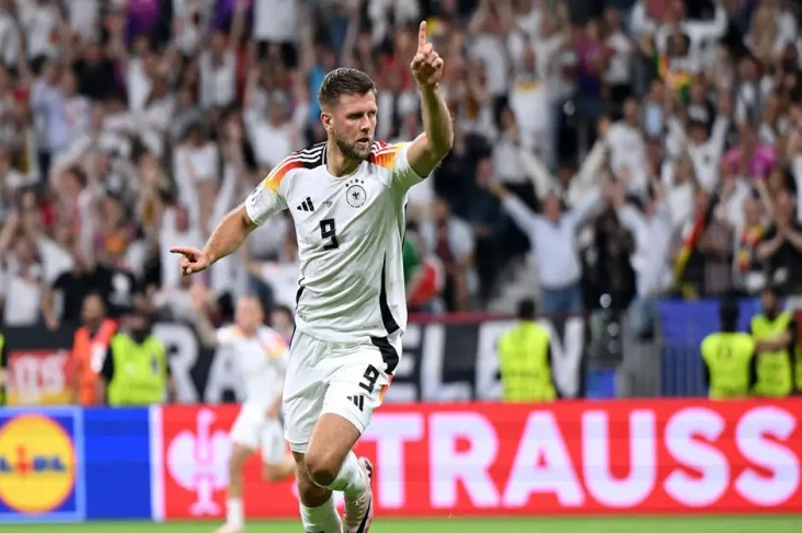 Penyelamat Jerman di...