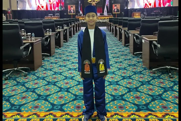 Abyan Aqila Terima Predikat...