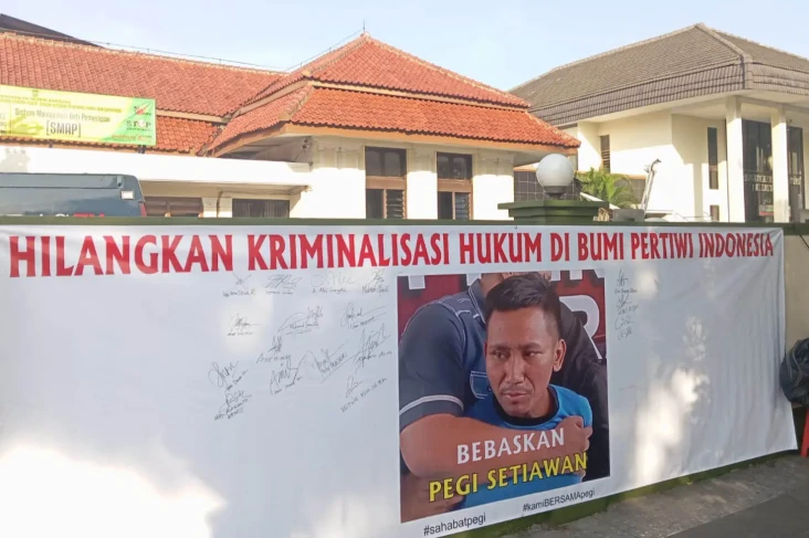 Sidang Praperadilan,...