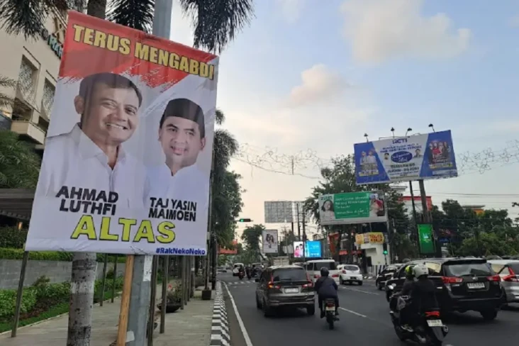Marak Baliho dan Poster...