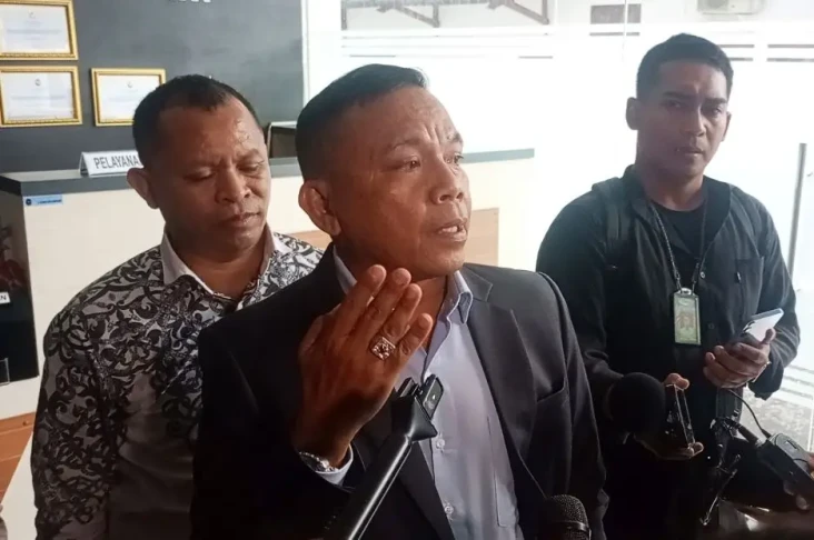Kasus Vina Cirebon,...