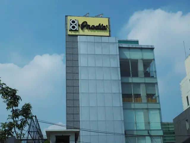 Bangun Pabrik di Cikarang,...