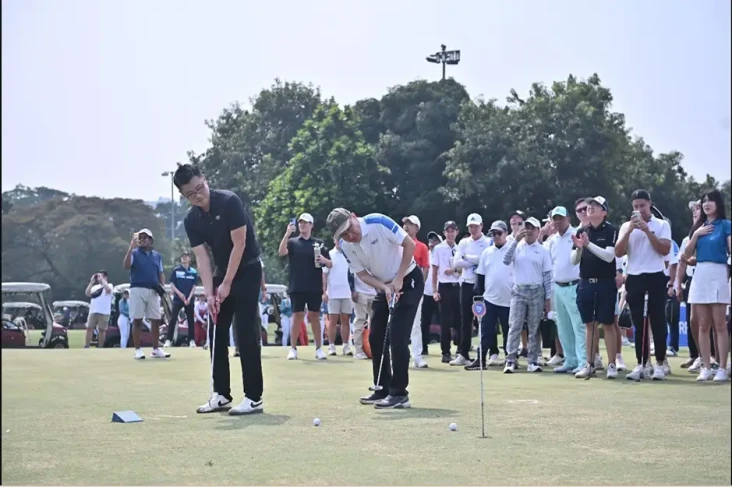 Turnamen Golf Digital...