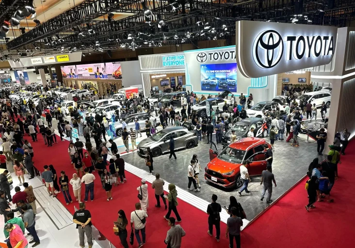 Ini Cara Toyota Jualan...