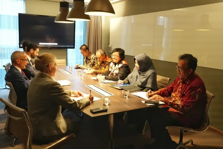 Menteri LHK Tegaskan...