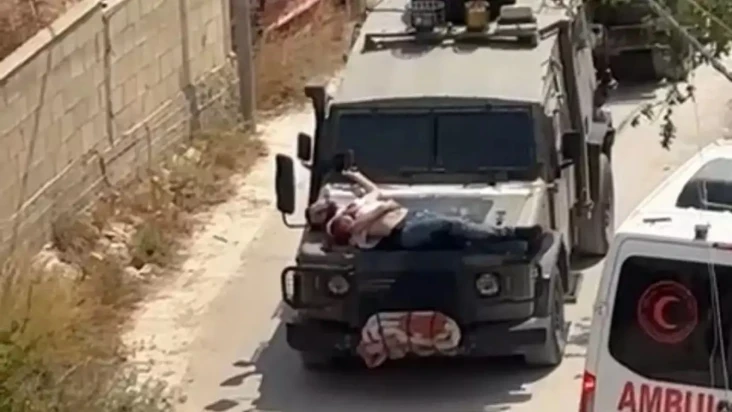 Biadabnya Zionis, Warga...