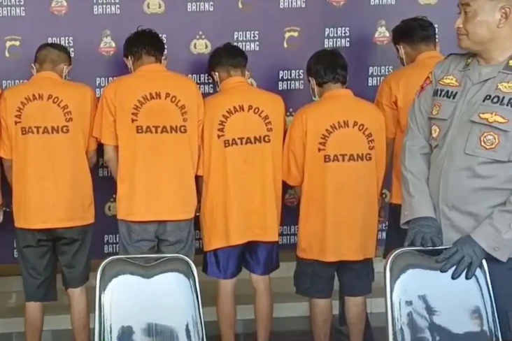 Parah! Demi Konten Medsos,...