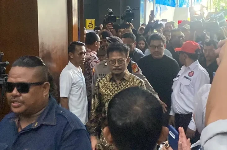 Pekik Takbir Pendukung...