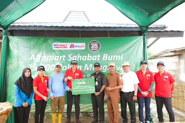 Tandai Ultah ke-25,...