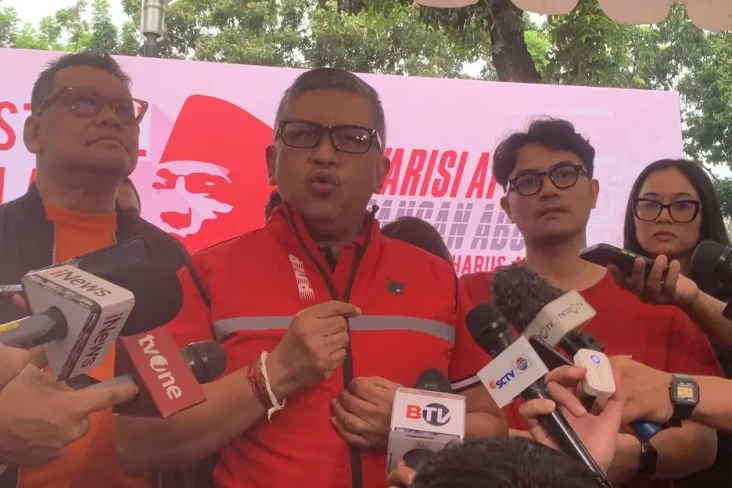 Jokowi Disebut Tawarkan...