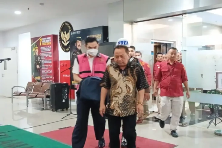 Penelusuran Kejagung,...