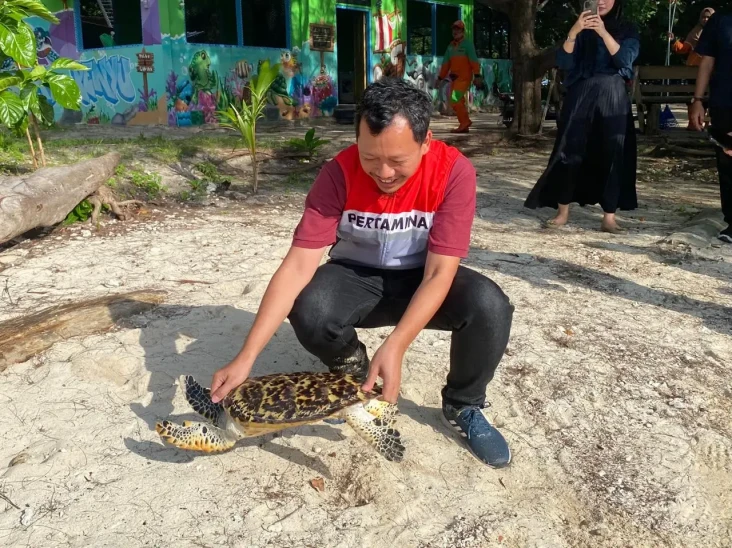 PHE OSES Lepasliarkan...