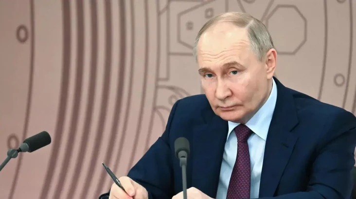 Putin: Rusia Harus Respons...