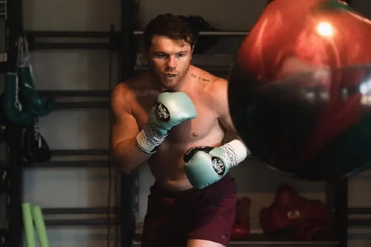 Canelo Alvarez Klaim...