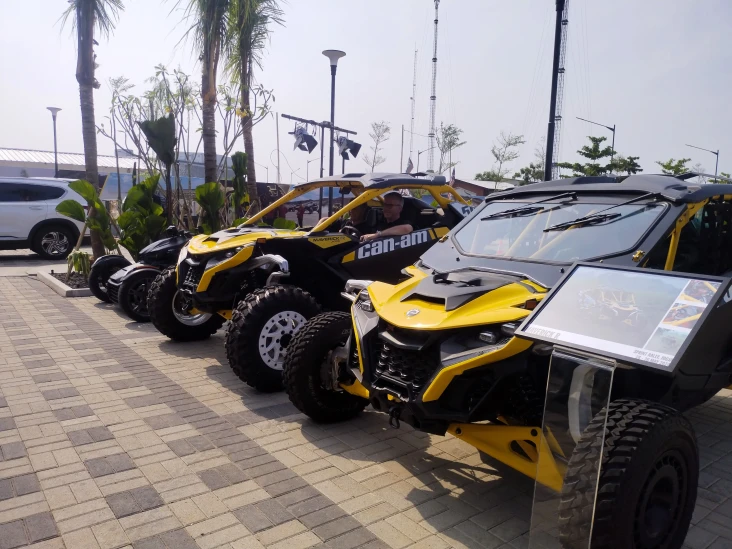 Bangkitkan Industri...