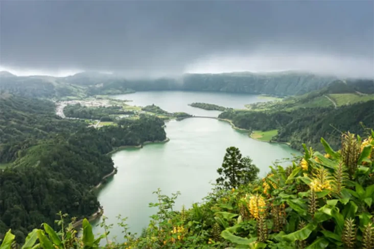 5 Tempat Indah di Indonesia...