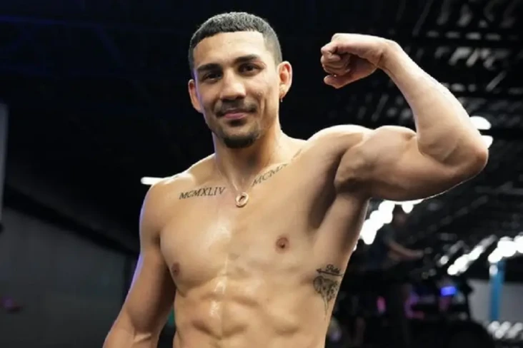 Teofimo Lopez Remehkan...
