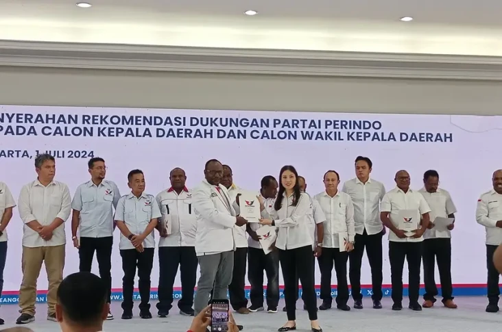 Momen Angela Tanoesoedibjo...
