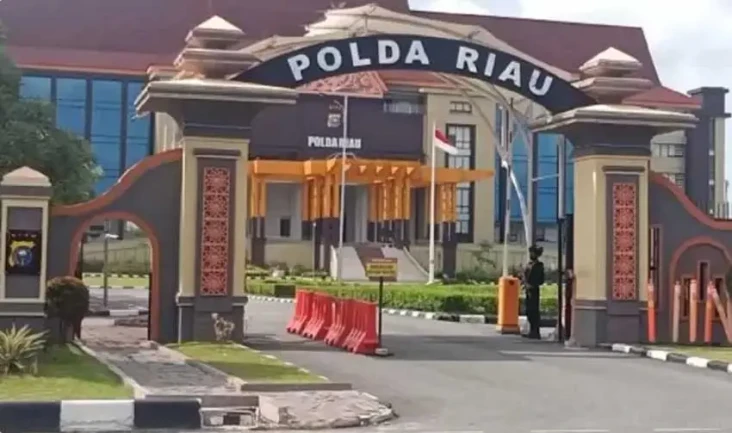 3 Mantan Gubernur Riau...