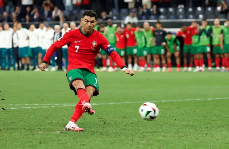 3 Momen Cristiano Ronaldo...