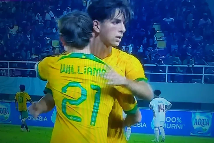 Selebrasi Gol Australia...
