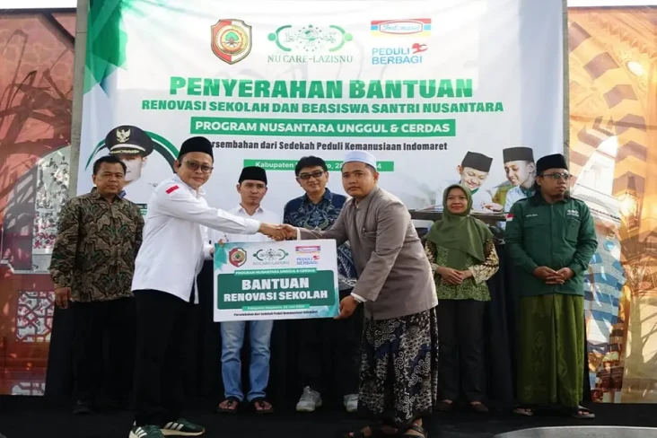 Lazisnu Salurkan Bantuan...