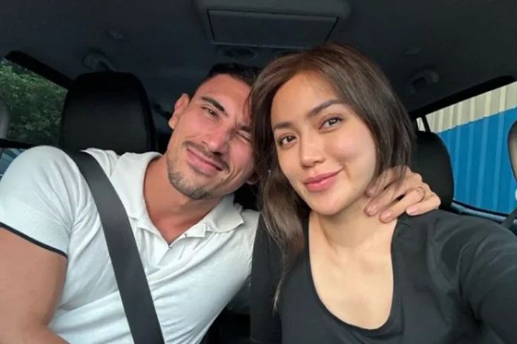 Hamil Anak Ketiga, Jessica...