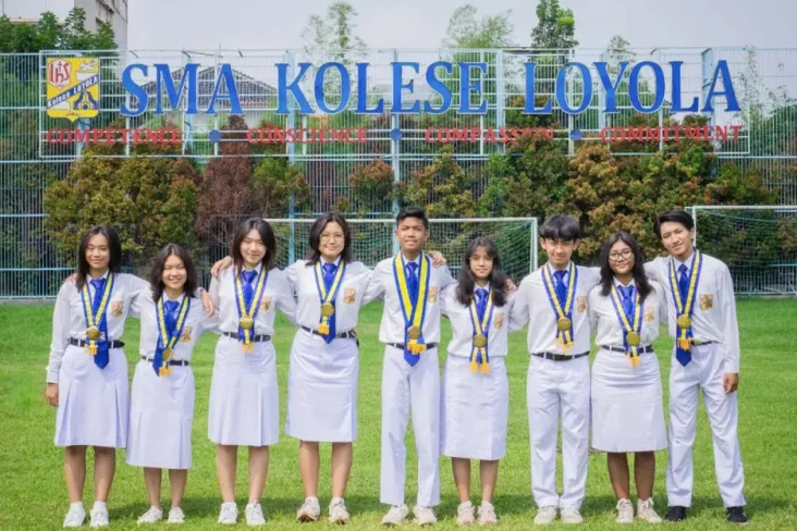 15 SMA Swasta Terbaik...