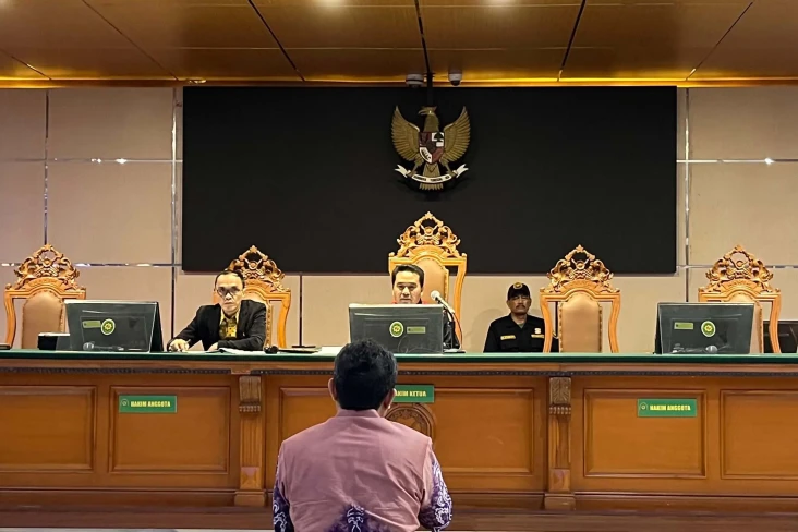 Sidang Praperadilan,...