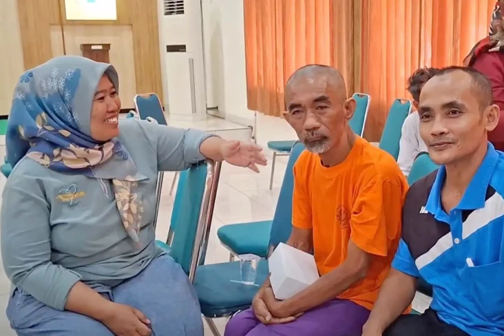 Ribuan Warga Tulungagung...