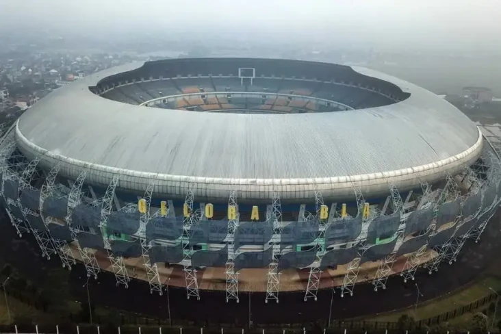 Jadi Pengelola Stadion...