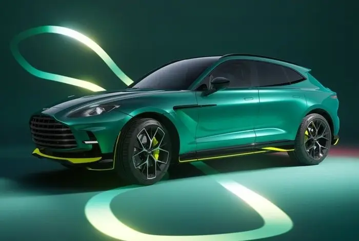 Aston Martin Hadirkan...