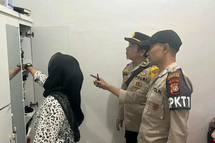 Kawanan Maling Bobol...