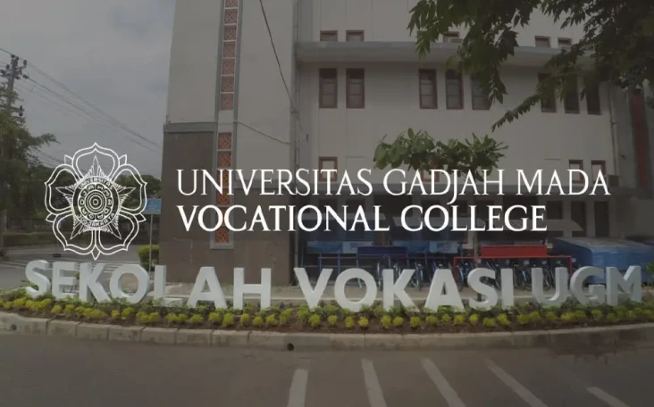 10 Jurusan Kuliah D4...