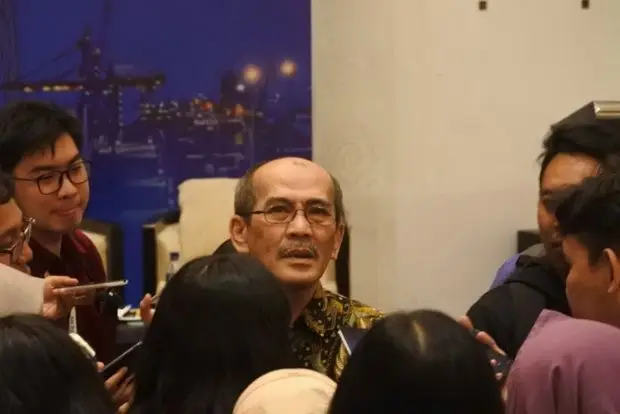 Bisa Krisis, Faisal...
