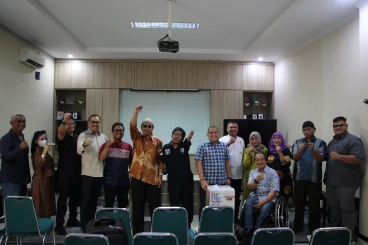 Relawan Ridwan Kamil...