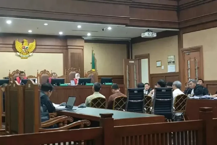 Berharap Dituntut Bebas,...