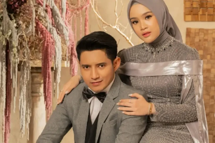 Menikah di Tanggal Cantik,...