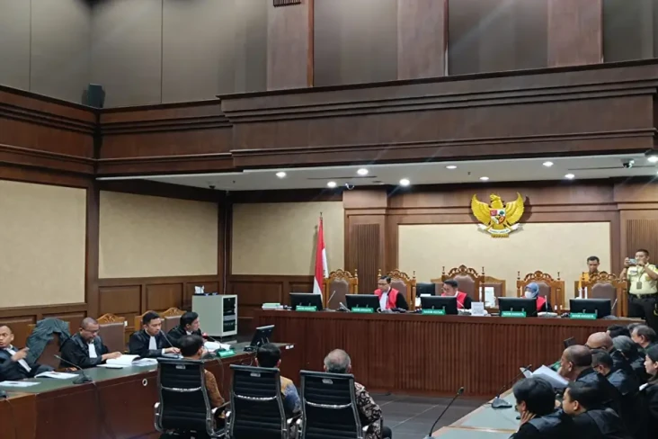 Pantun Jaksa KPK untuk...