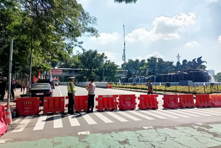 Kawal Demo Buruh, 1.304...