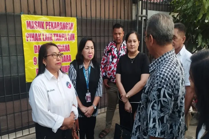 RPA Perindo Berikan...