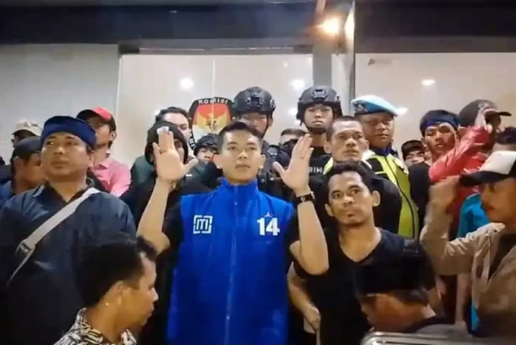 Rapat Penyandingan C...