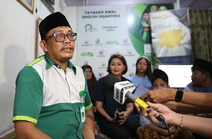 Pengurus Panti Asuhan...