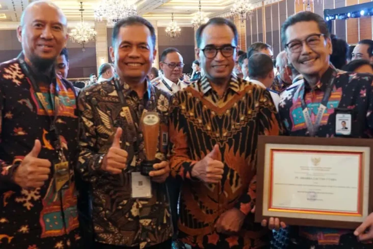 DLU Raih Apresiasi Angkutan...