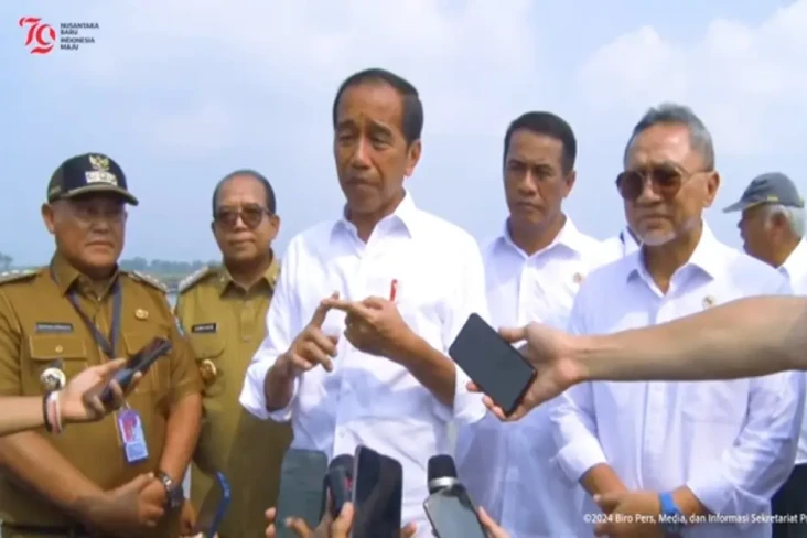Jokowi: Perubahan Nomenklatur...