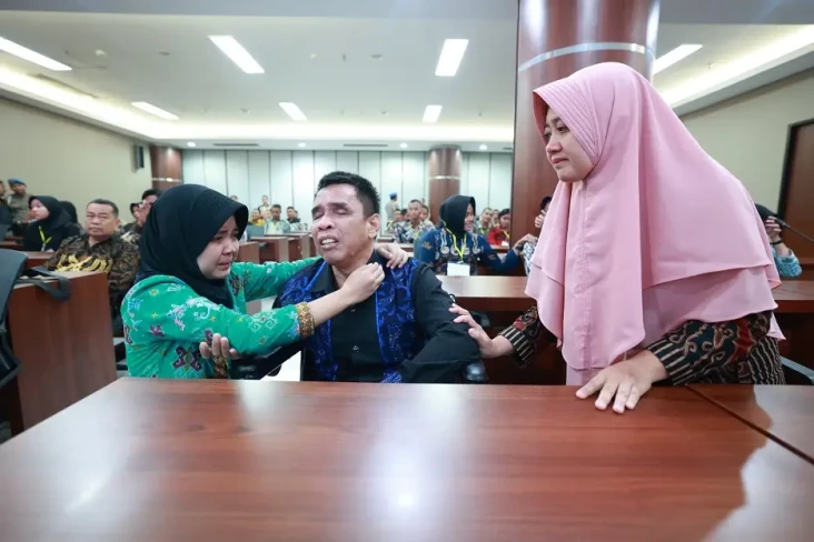 Momen Haru Anak Polisi...